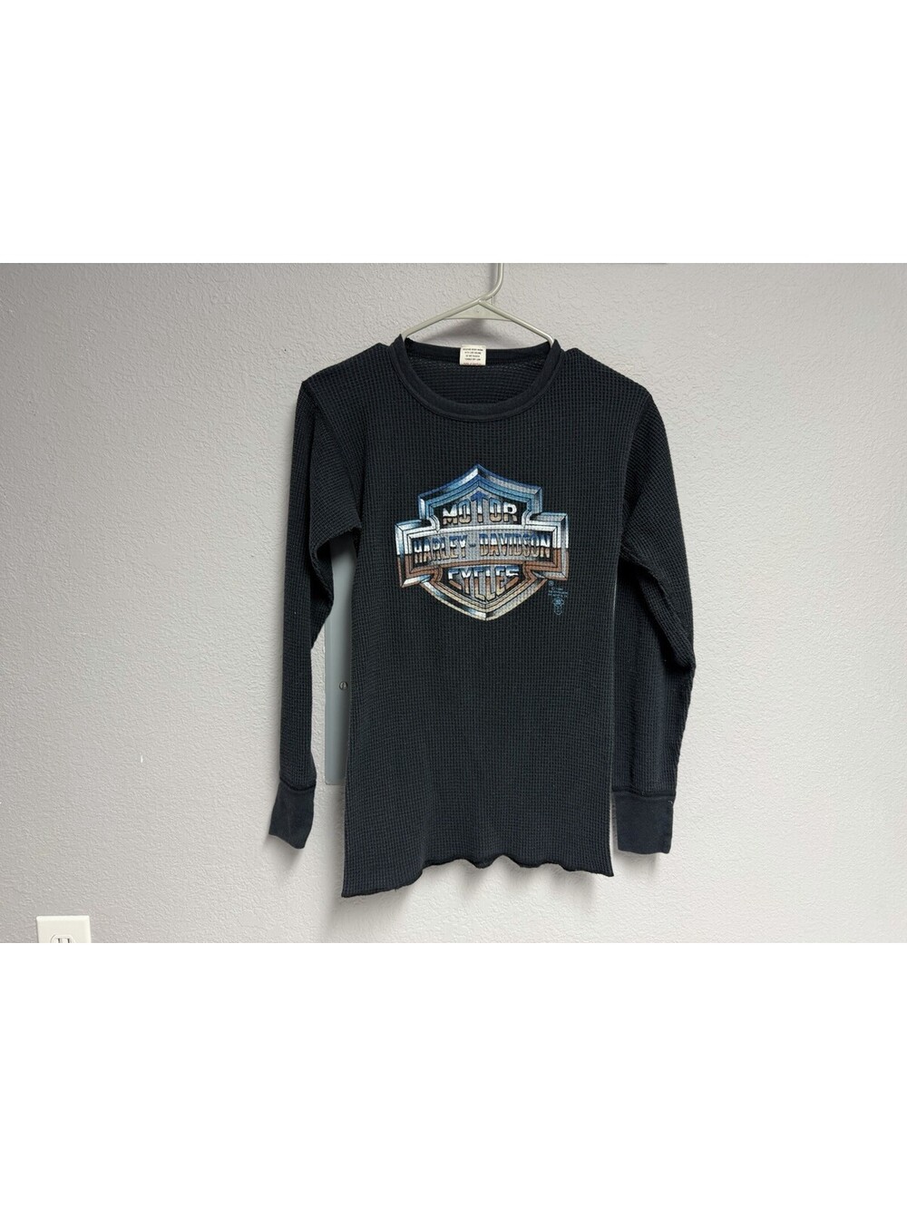 RARE Chrome 3D Emblem Harley Davidson Thermal Shirt Medium